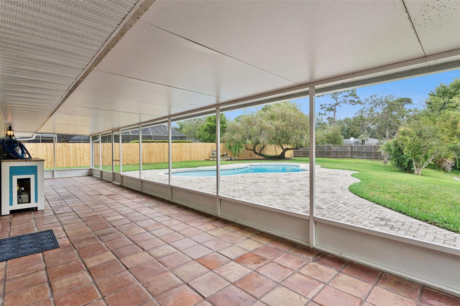 SWEETWATER OAKS - Residential