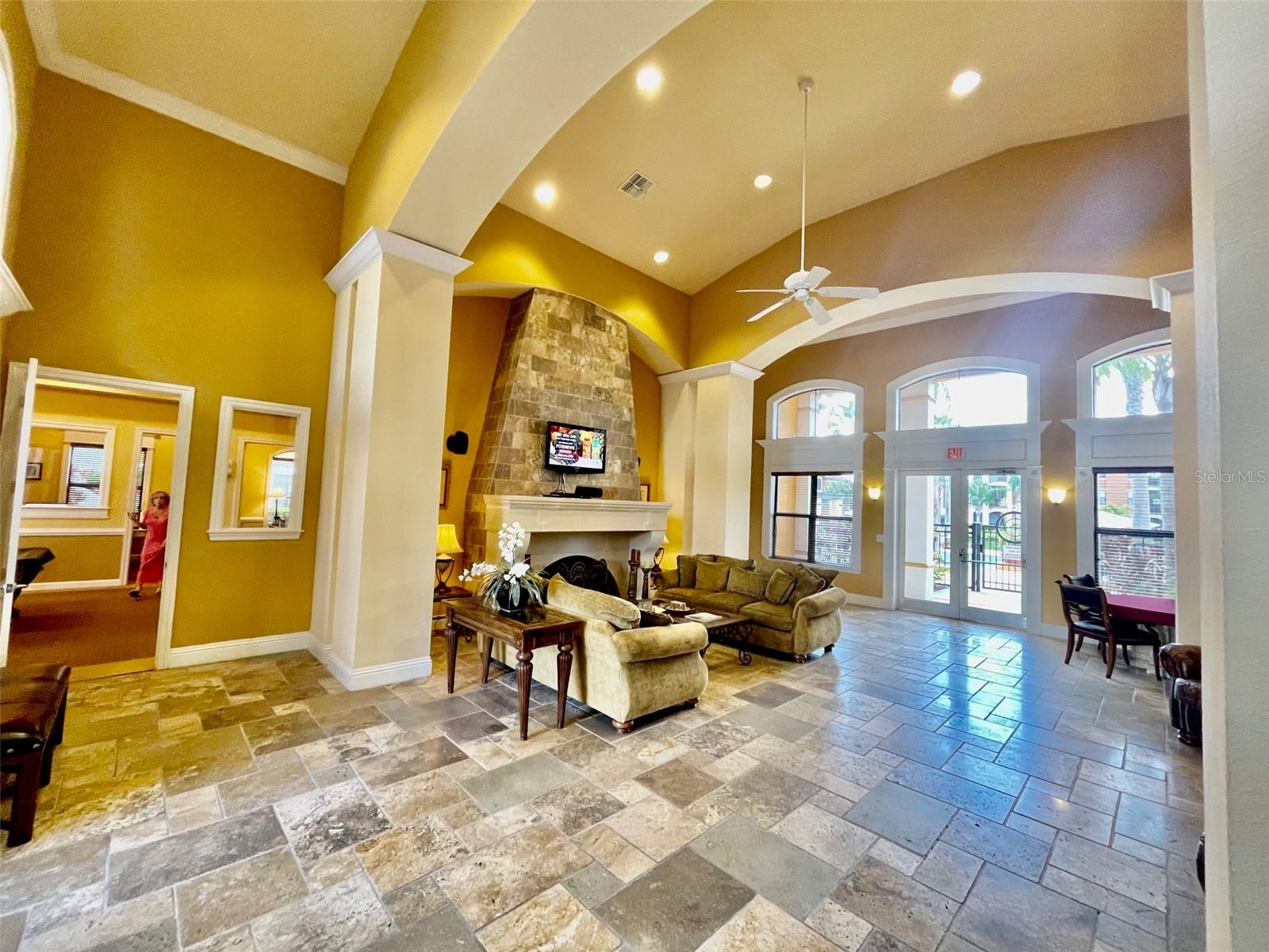 SERENATA SARASOTA - Residential