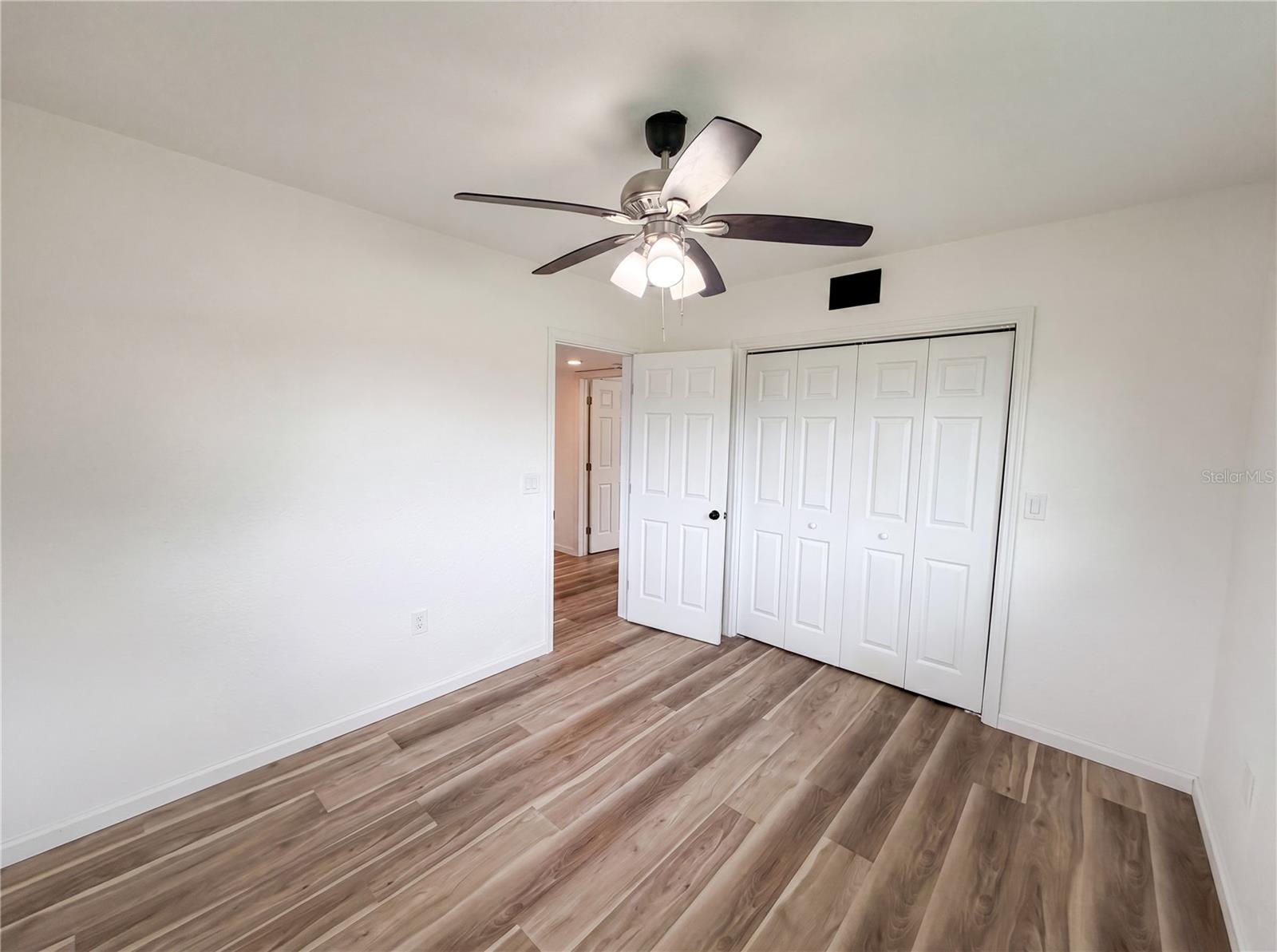 BAYWOOD SHORES 1ST ADD - Residential