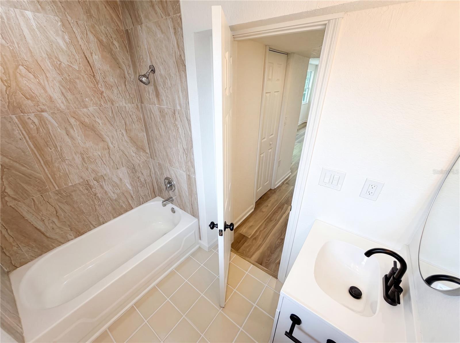 BAYWOOD SHORES 1ST ADD - Residential