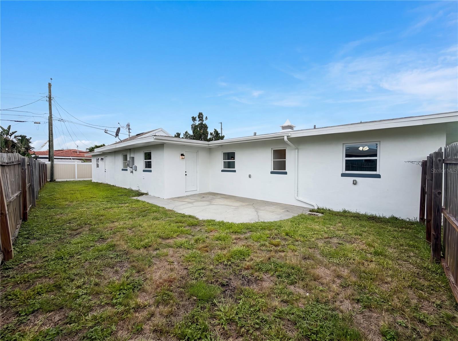 BAYWOOD SHORES 1ST ADD - Residential