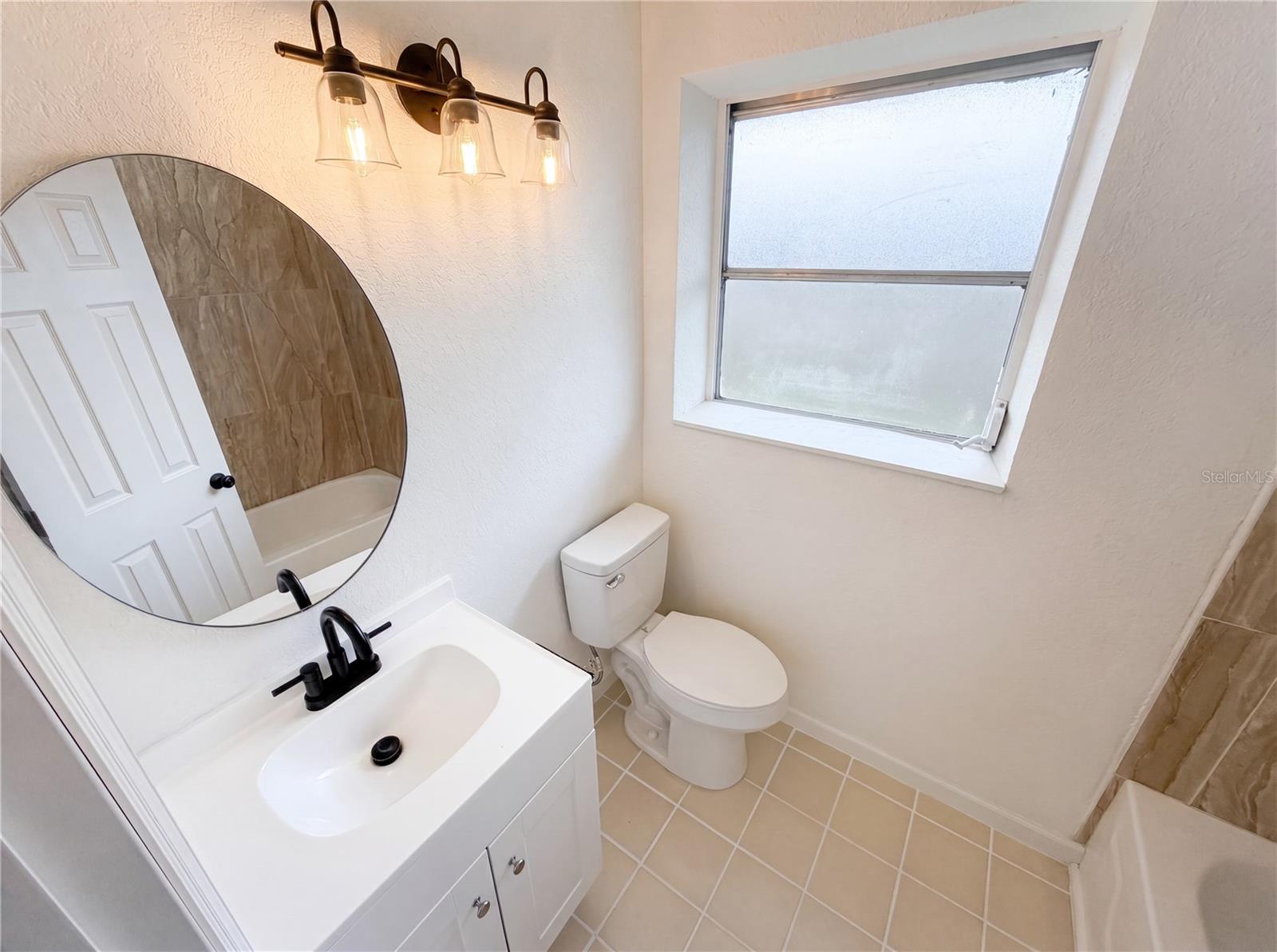 BAYWOOD SHORES 1ST ADD - Residential