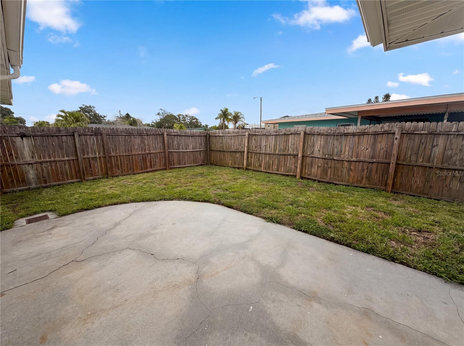 BAYWOOD SHORES 1ST ADD - Residential