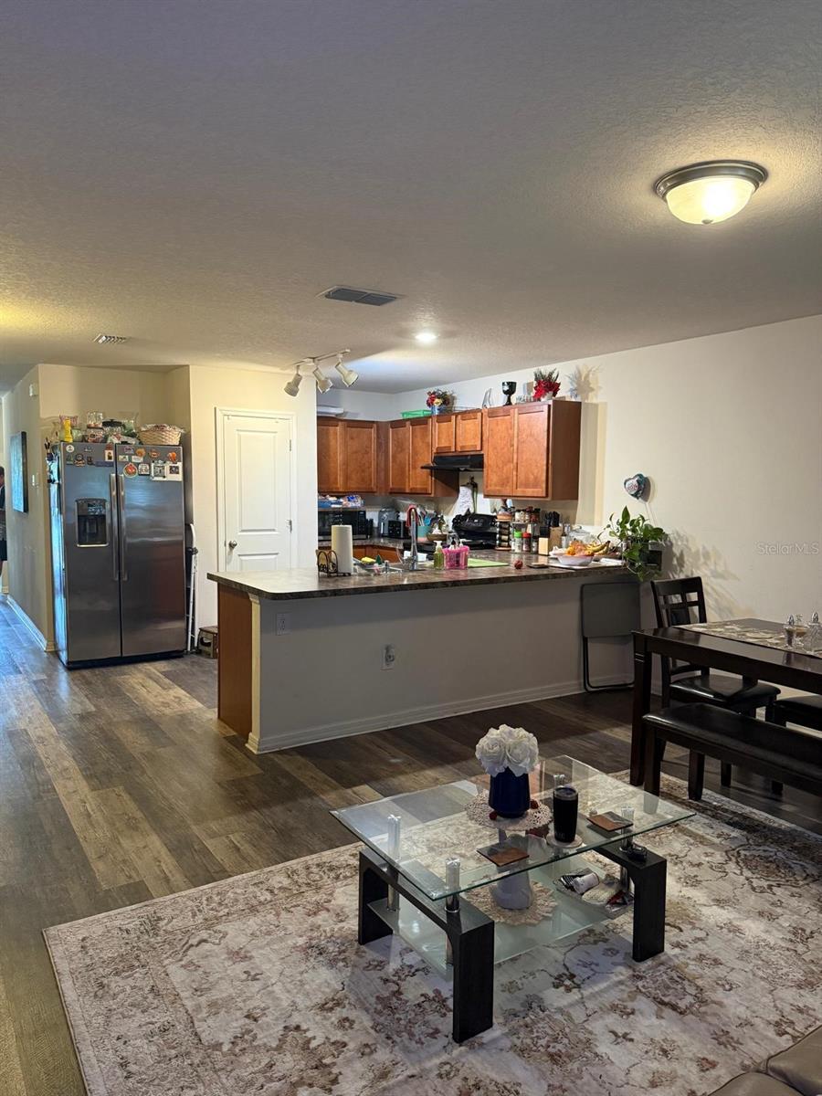 SPRING HILL - Residential