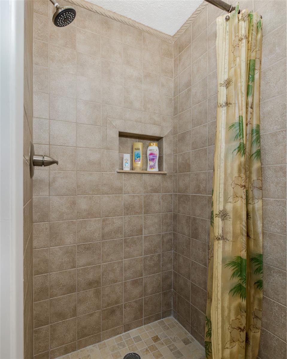 BAILEYS BLUFF ESTATES - Residential