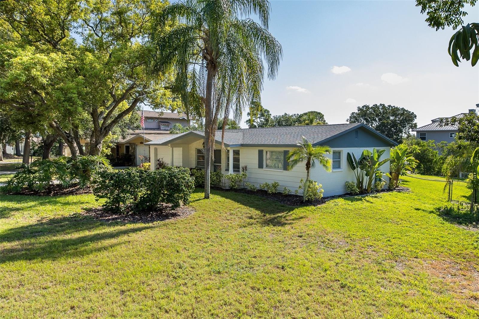 BAILEYS BLUFF ESTATES - Residential