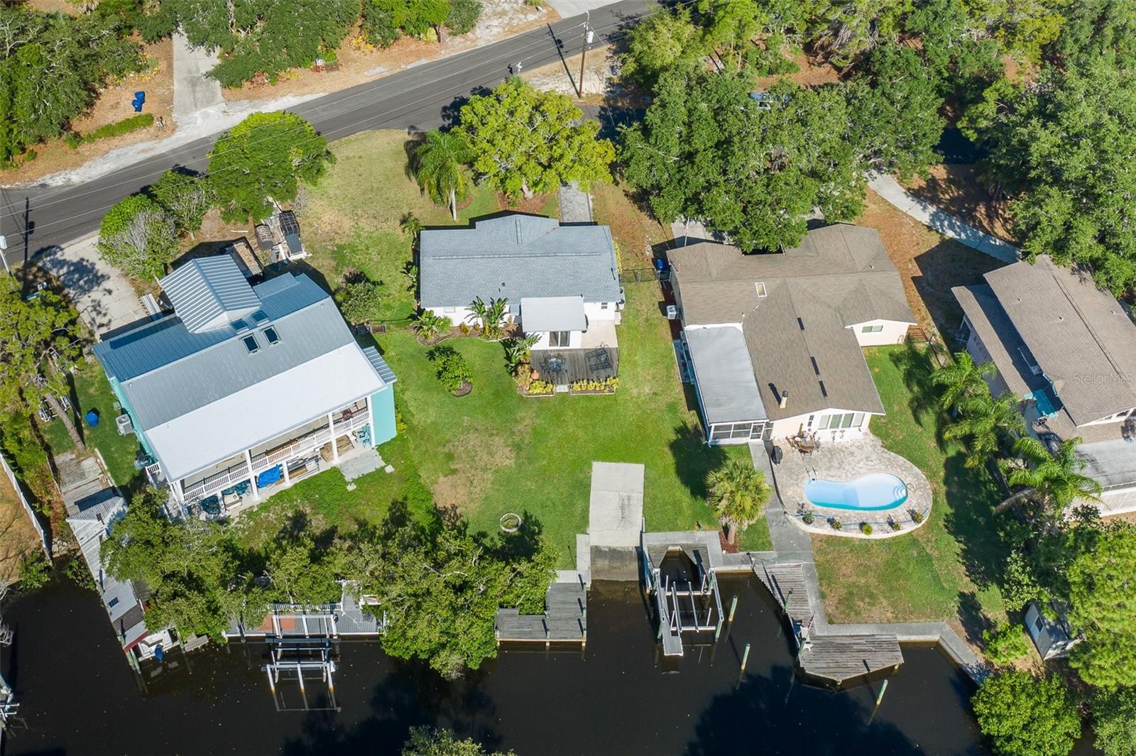 BAILEYS BLUFF ESTATES - Residential