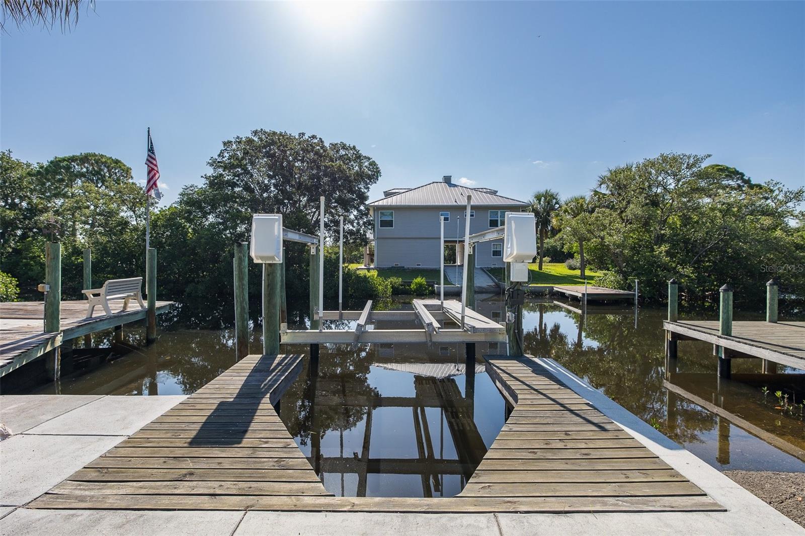 BAILEYS BLUFF ESTATES - Residential