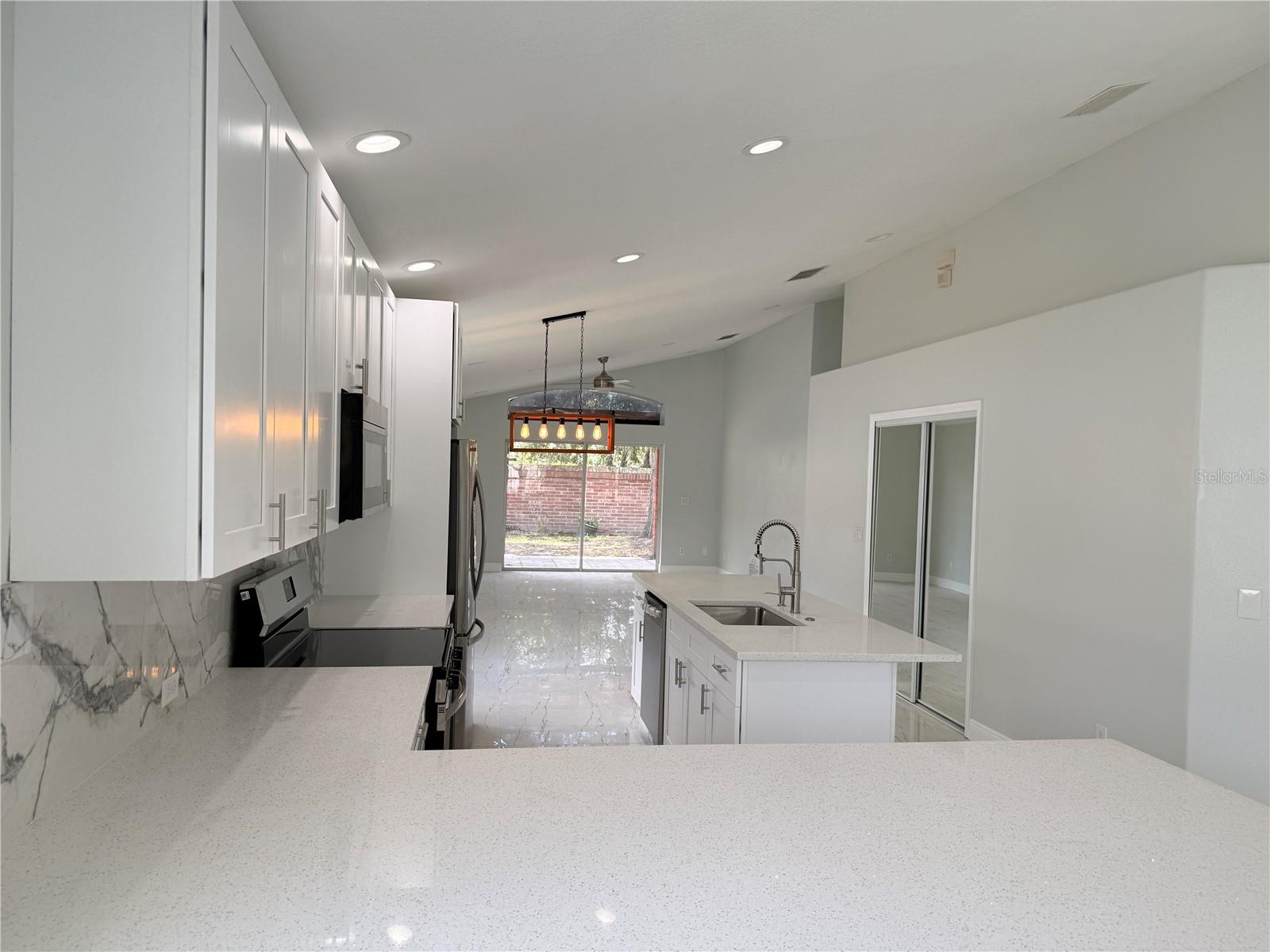 VISTA LAKES VLGS N-9 - Residential