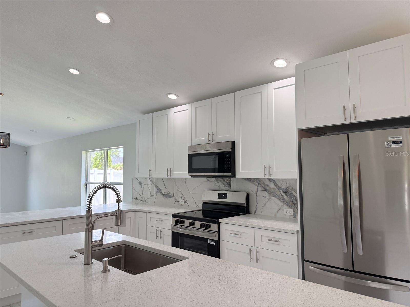 VISTA LAKES VLGS N-9 - Residential