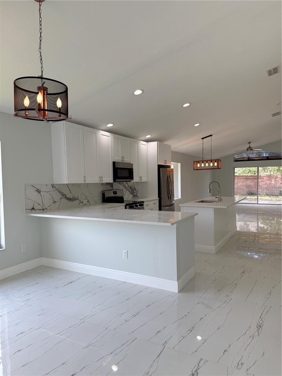 VISTA LAKES VLGS N-9 - Residential