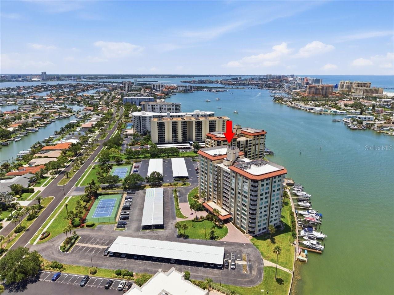 736 ISLAND WAY CONDO - Residential