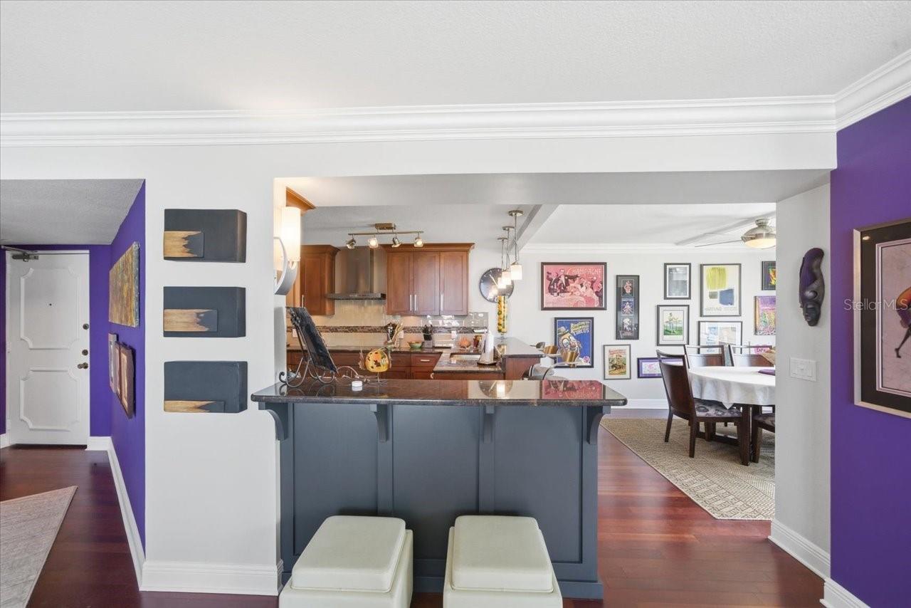 736 ISLAND WAY CONDO - Residential