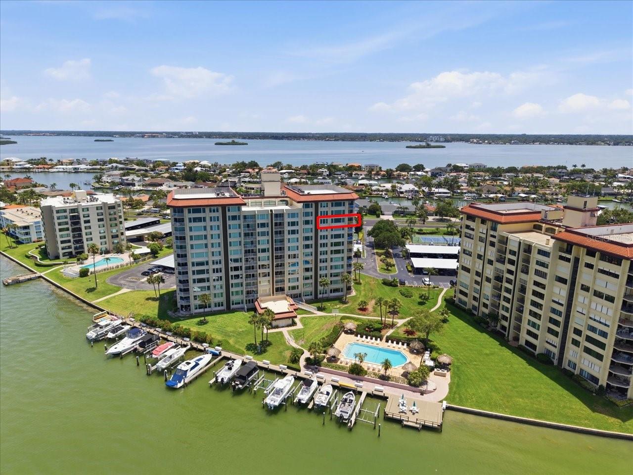 736 ISLAND WAY CONDO - Residential