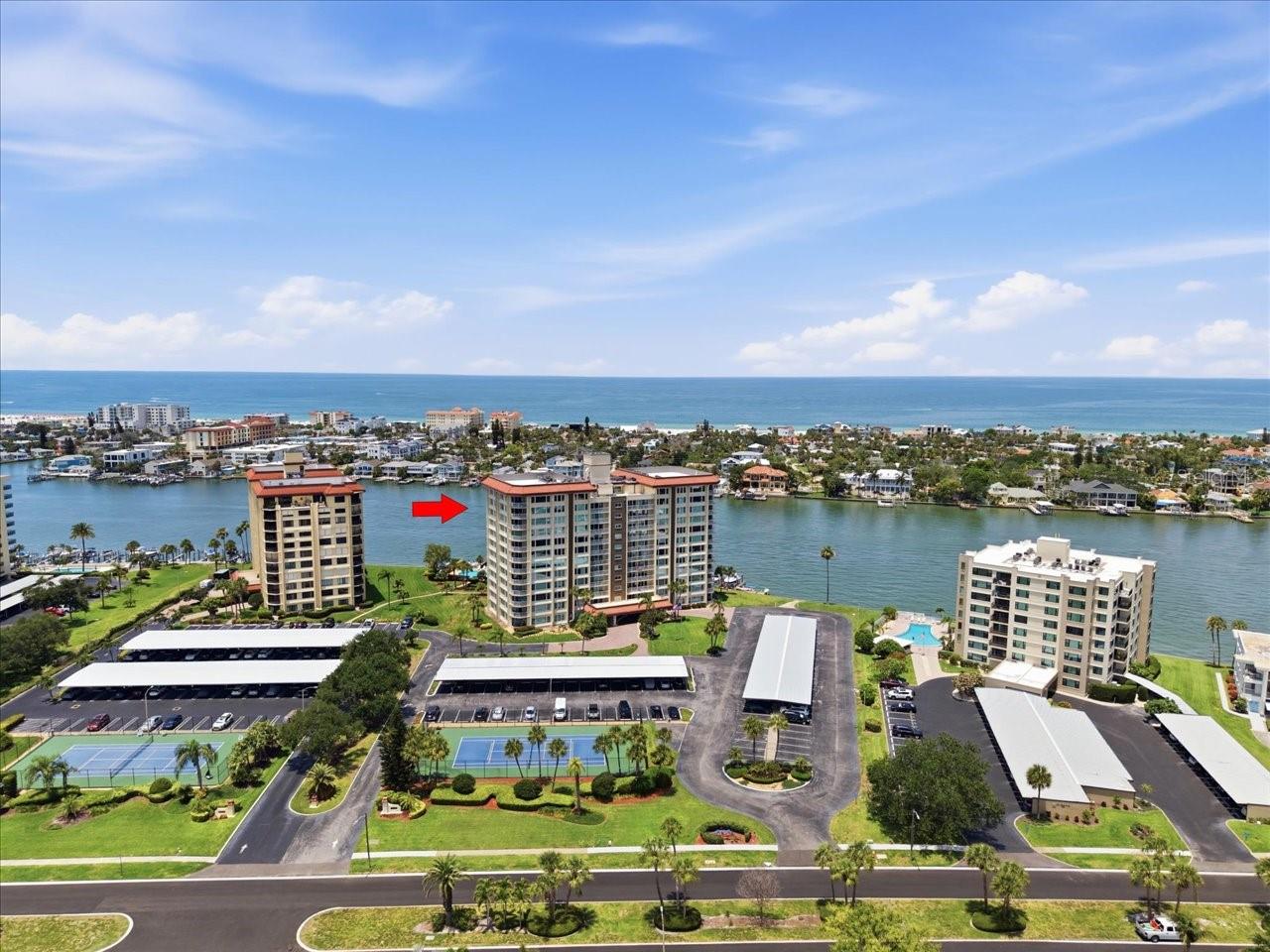 736 ISLAND WAY CONDO - Residential