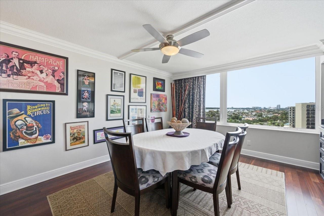 736 ISLAND WAY CONDO - Residential