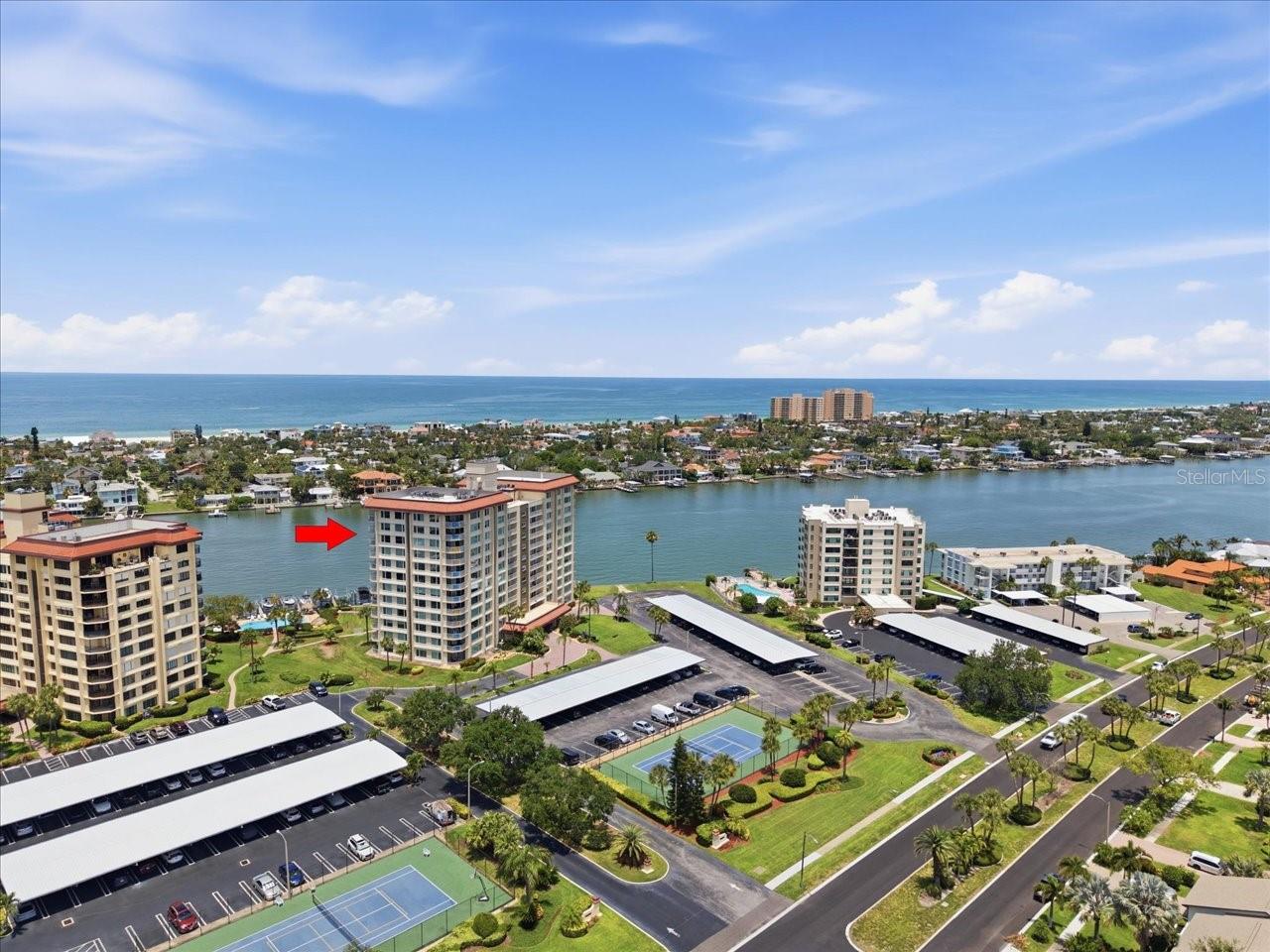 736 ISLAND WAY CONDO - Residential
