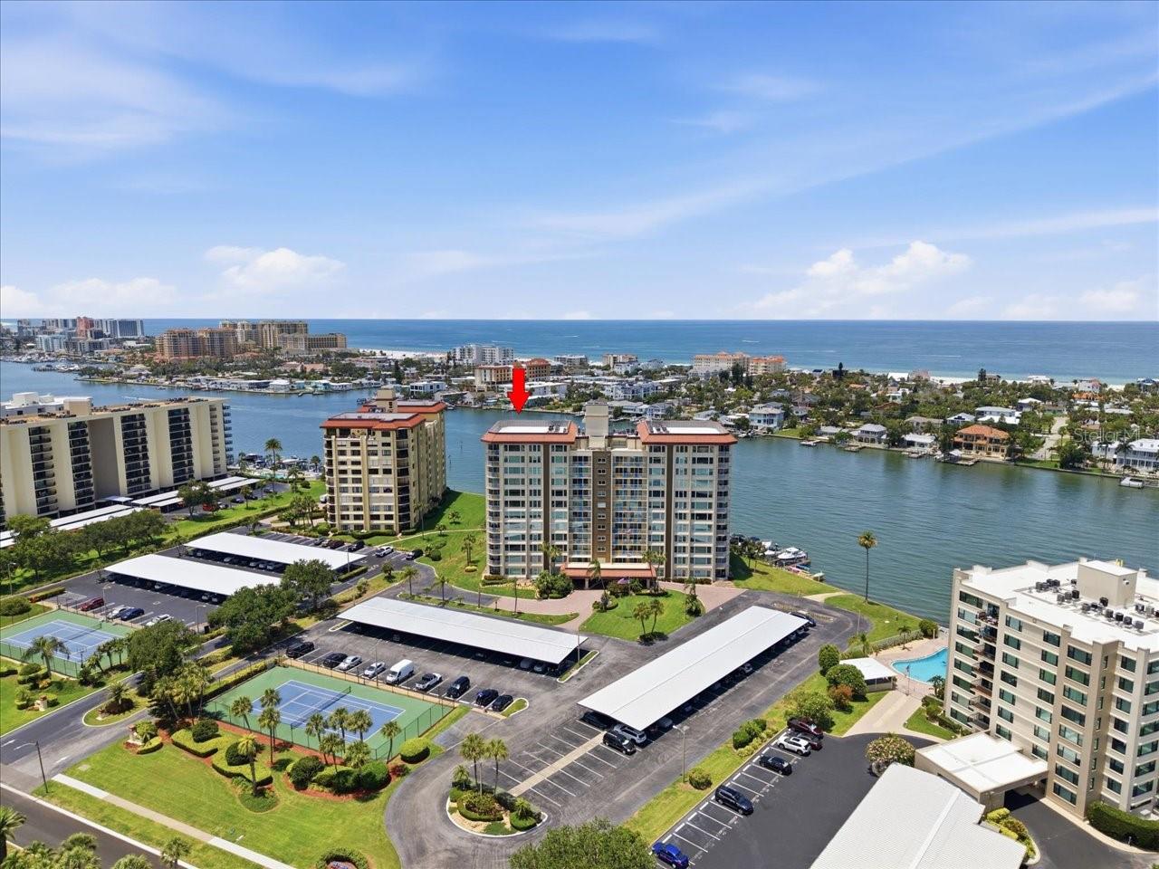 736 ISLAND WAY CONDO - Residential