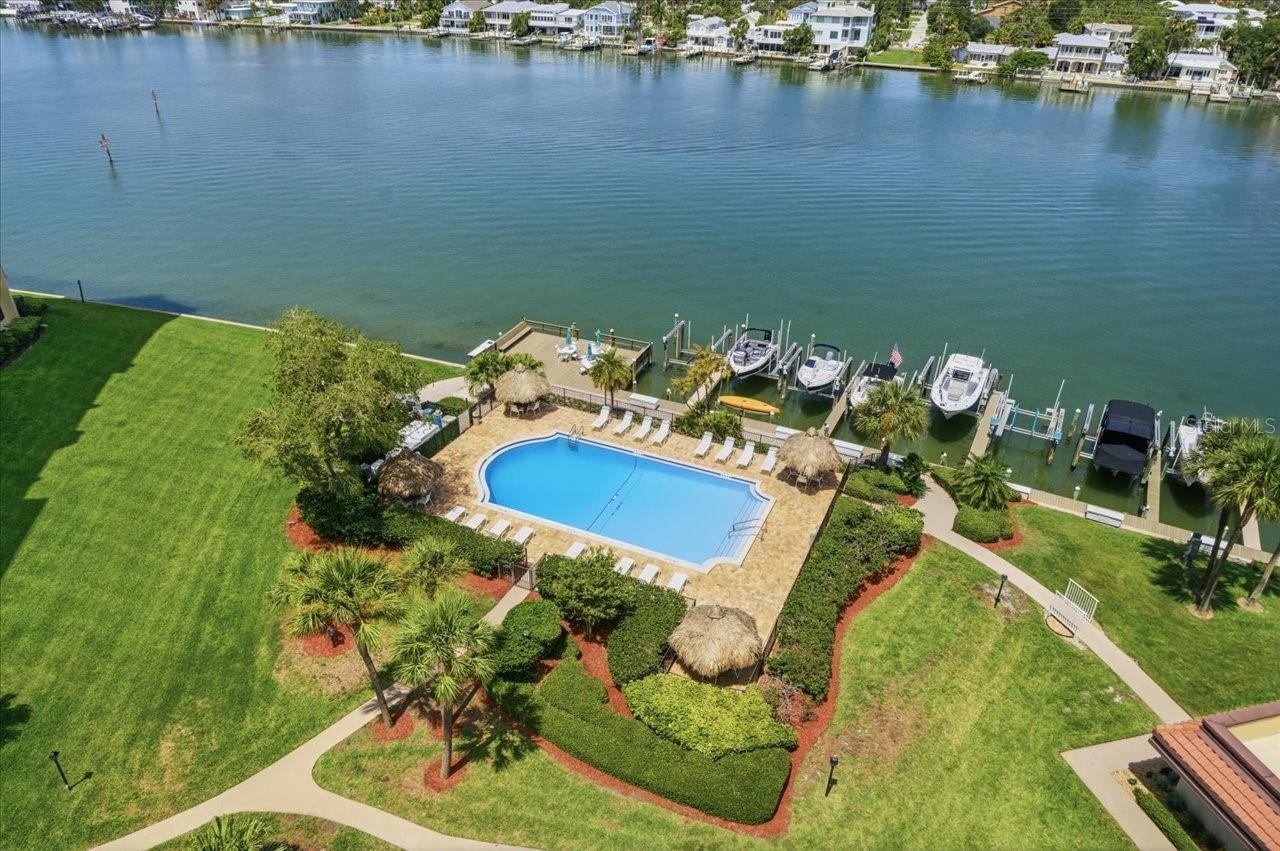 736 ISLAND WAY CONDO - Residential