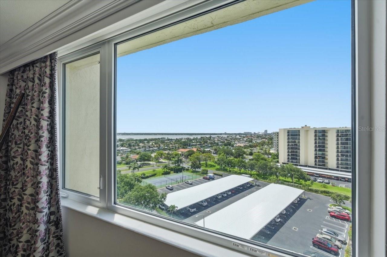 736 ISLAND WAY CONDO - Residential