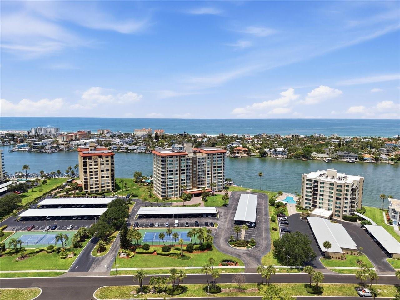 736 ISLAND WAY CONDO - Residential
