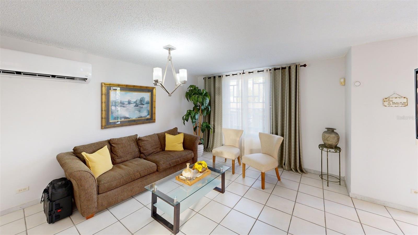ENCANTADA - Residential