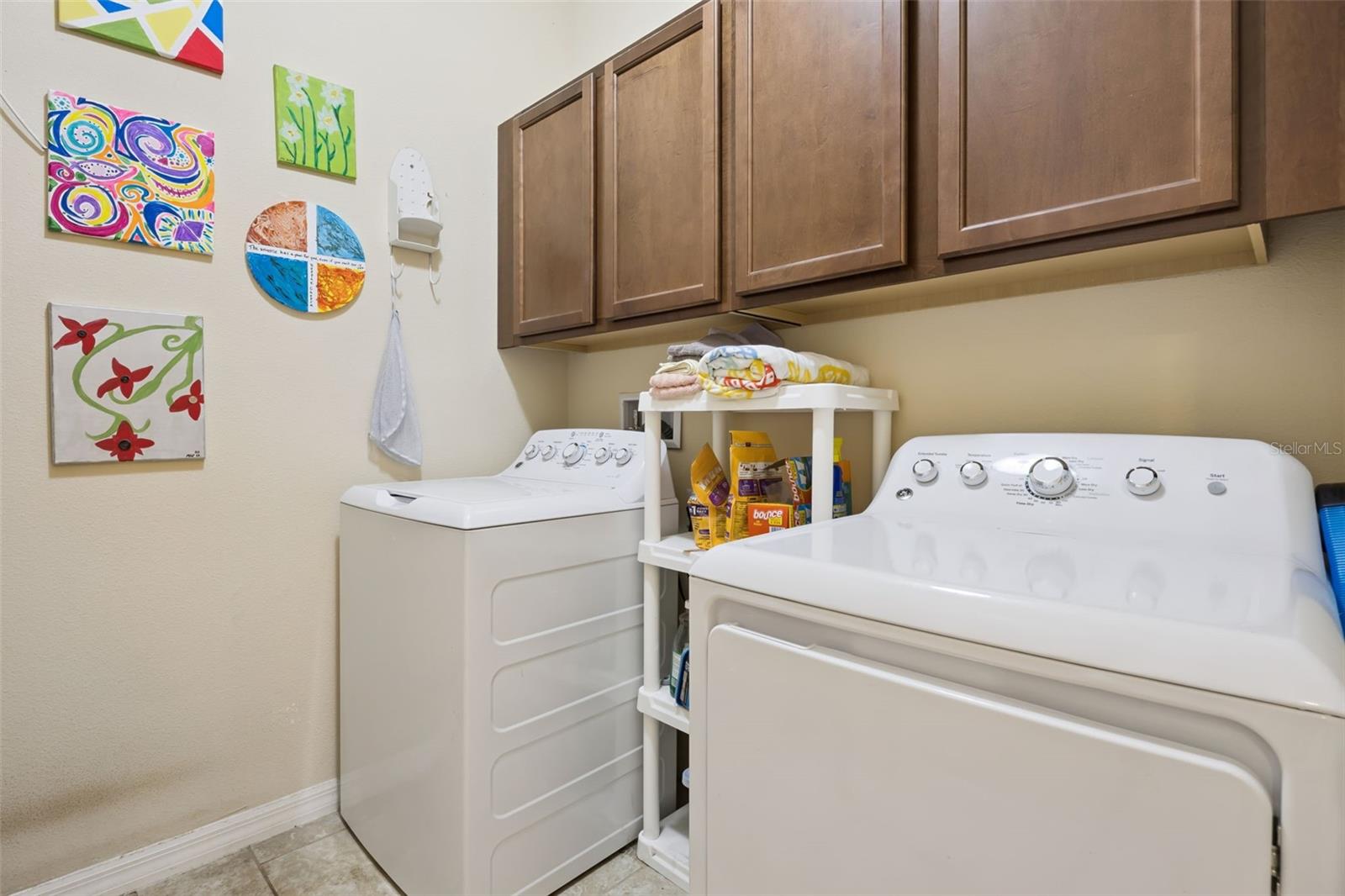 VILLAS/TUCKER OAKS - Residential
