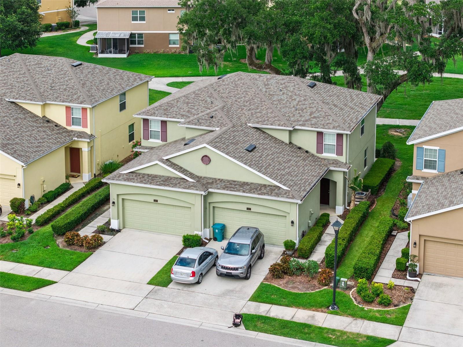 VILLAS/TUCKER OAKS - Residential
