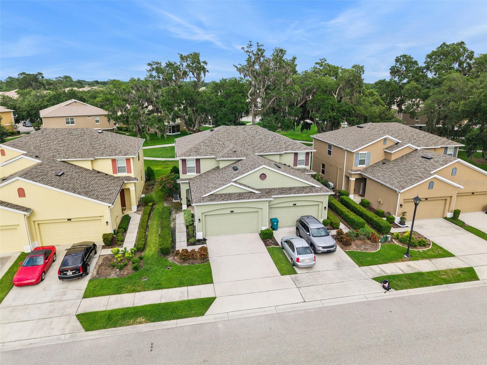 VILLAS/TUCKER OAKS - Residential