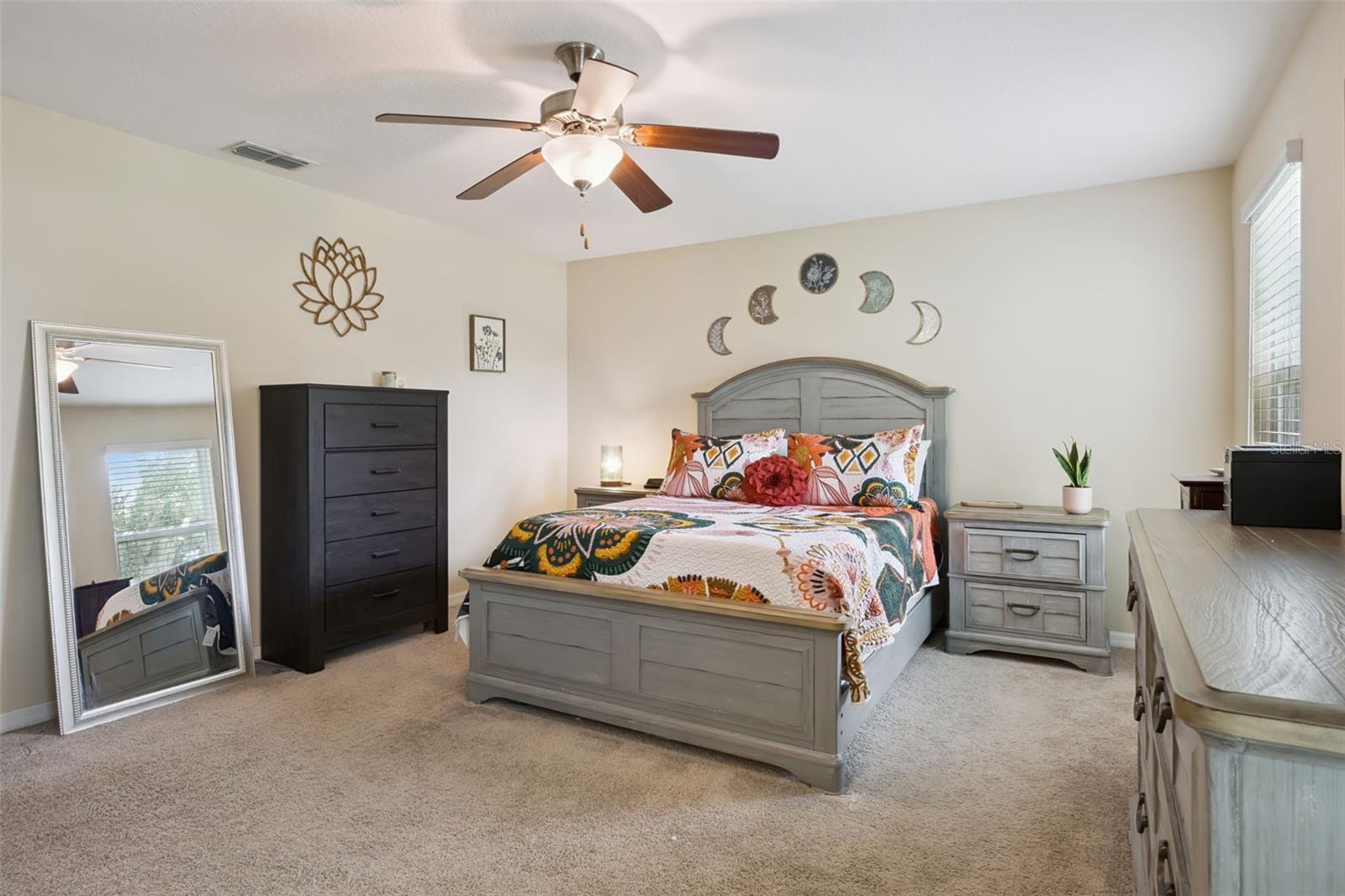 VILLAS/TUCKER OAKS - Residential