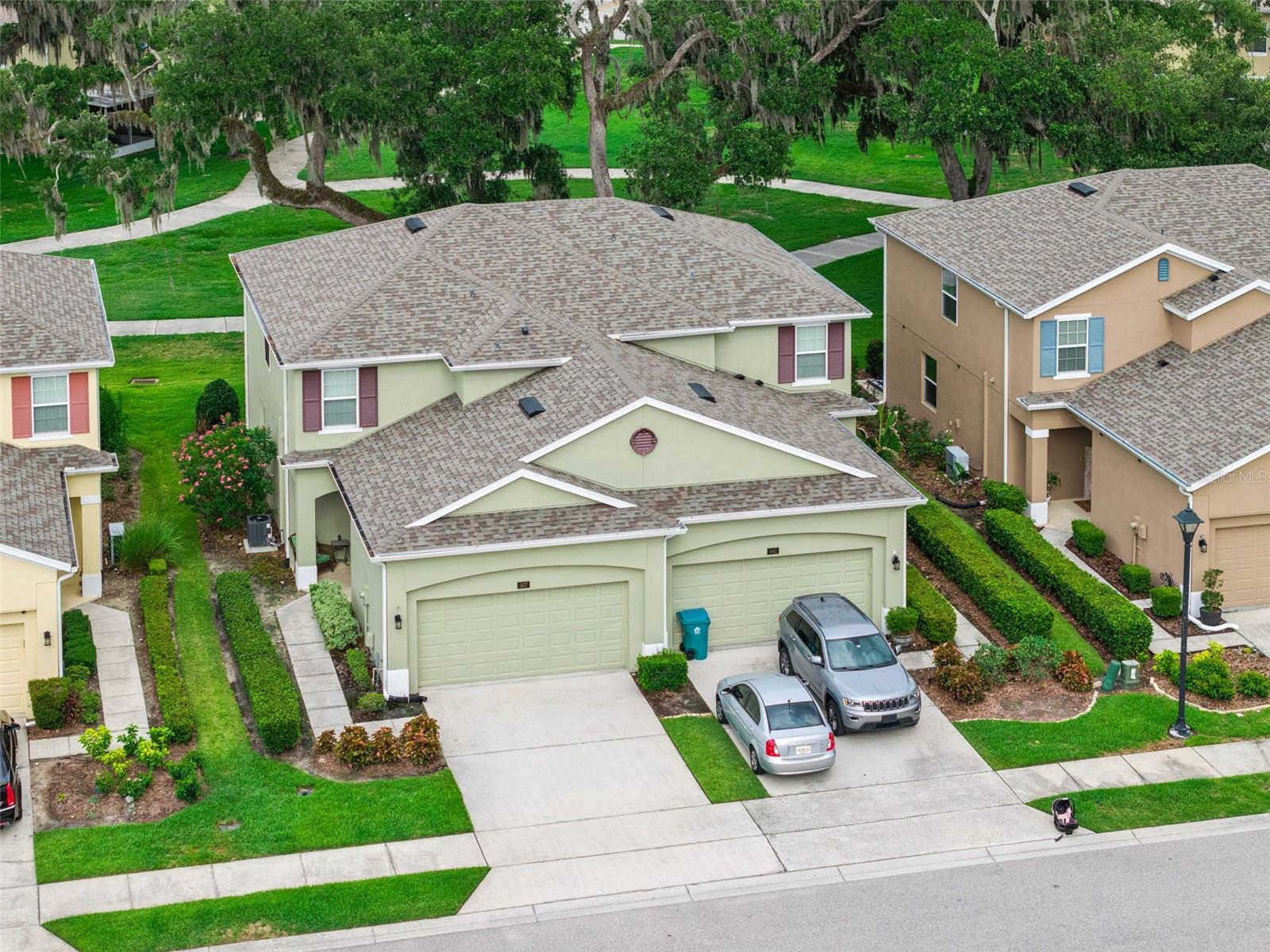 VILLAS/TUCKER OAKS - Residential