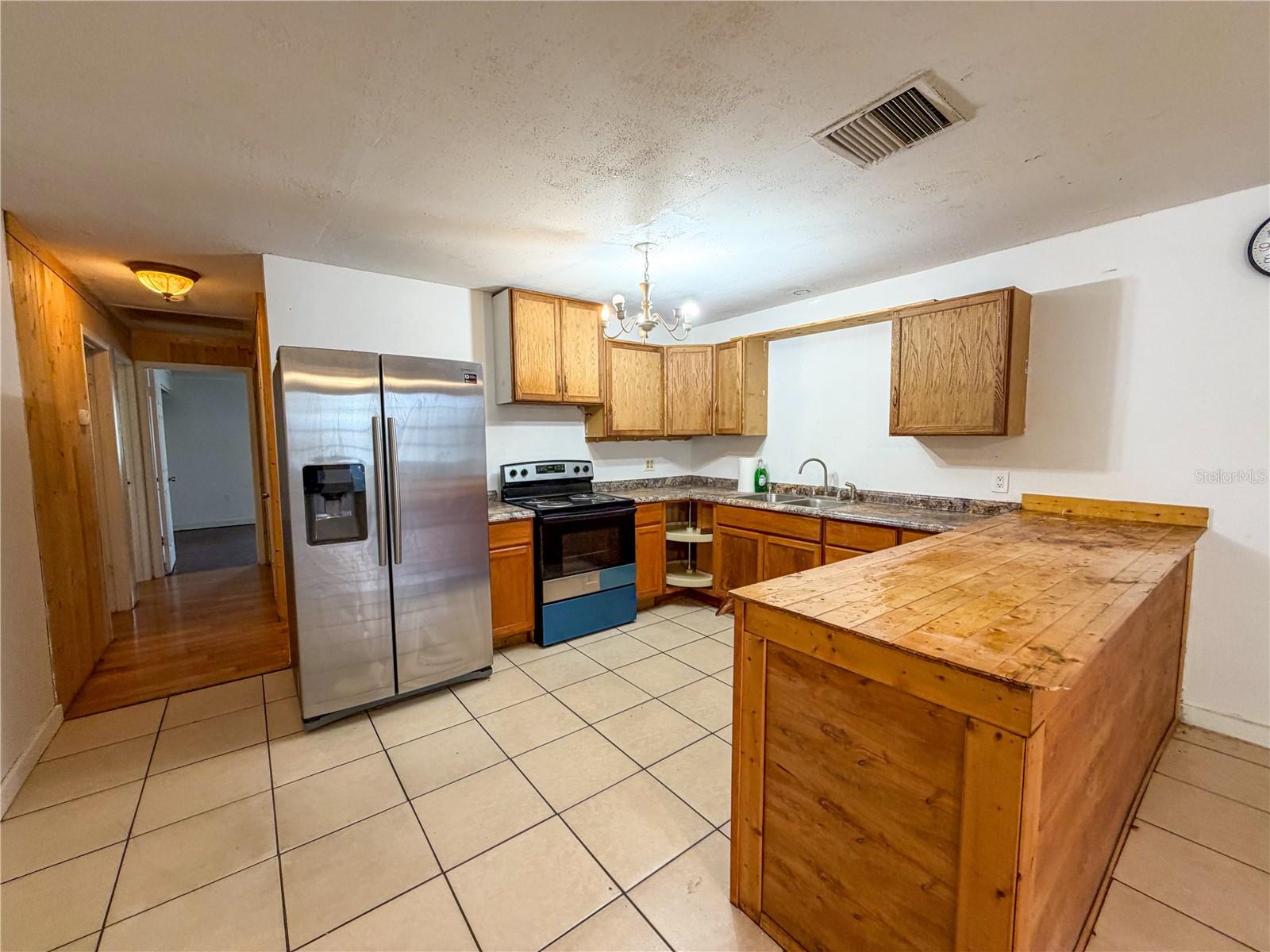 SUN RAY HOMES 01 - Residential