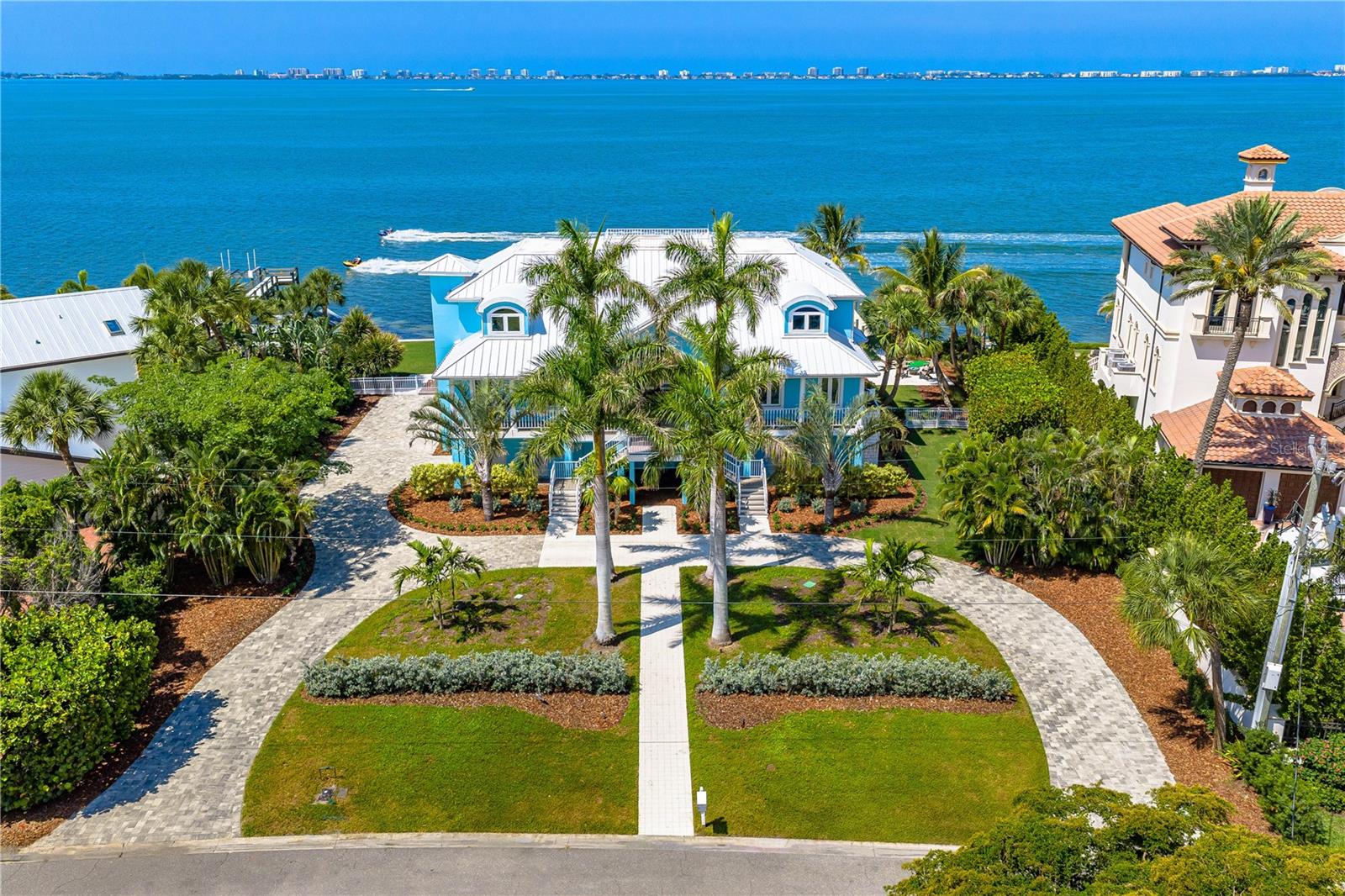 SAPPHIRE SHORES RESUB - Residential