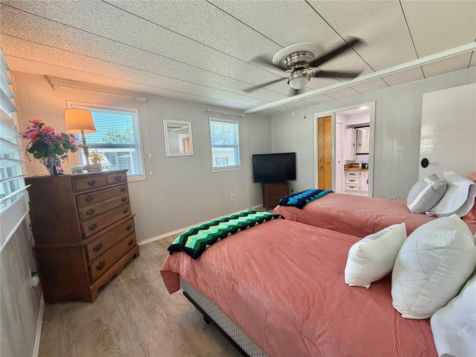 HAWTHORNE AT LEESBURG A COOP - Residential