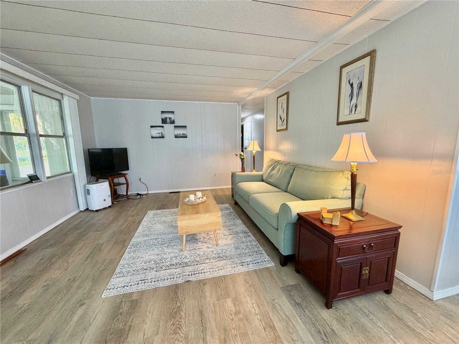 HAWTHORNE AT LEESBURG A COOP - Residential