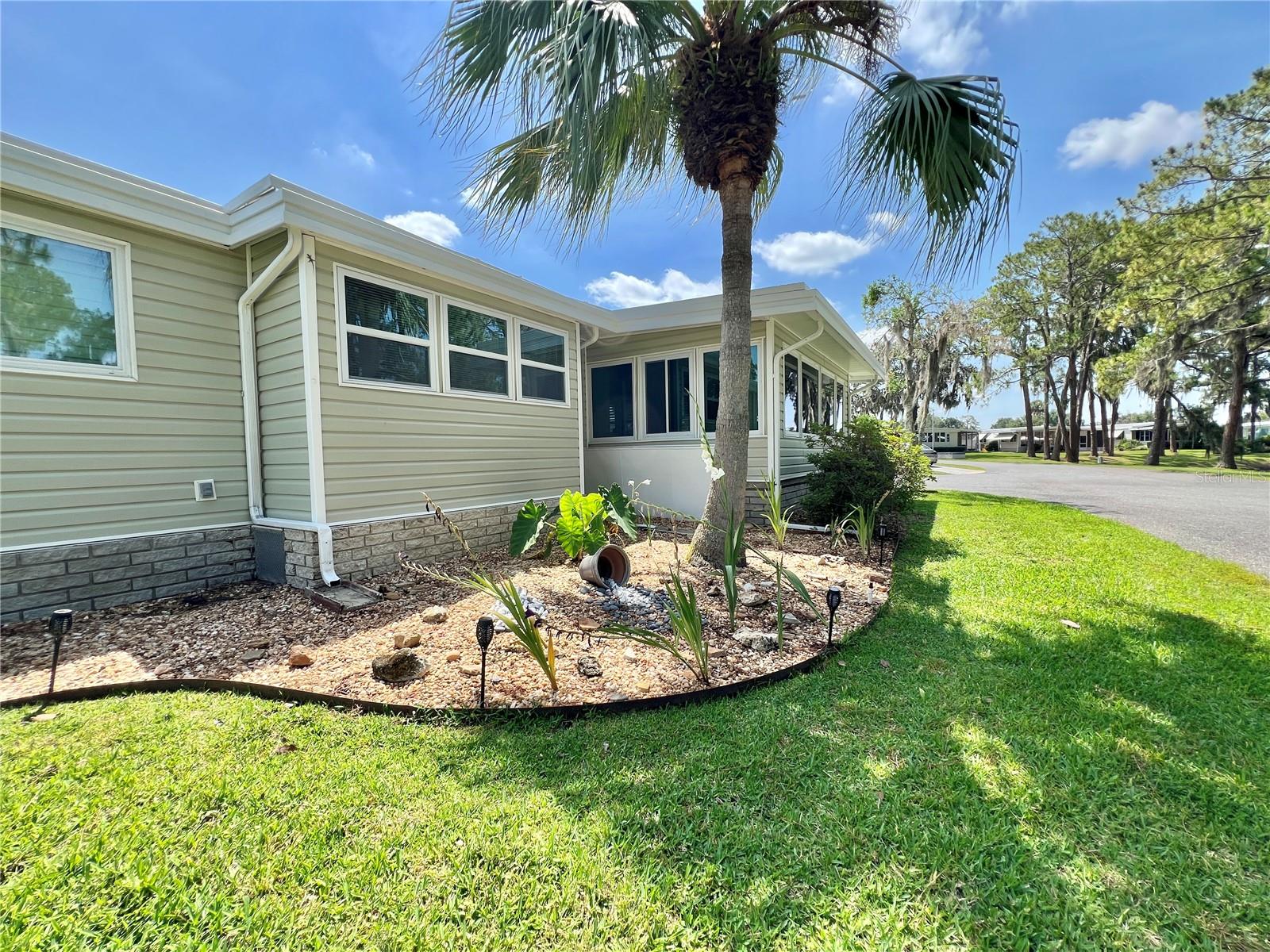 HAWTHORNE AT LEESBURG A COOP - Residential