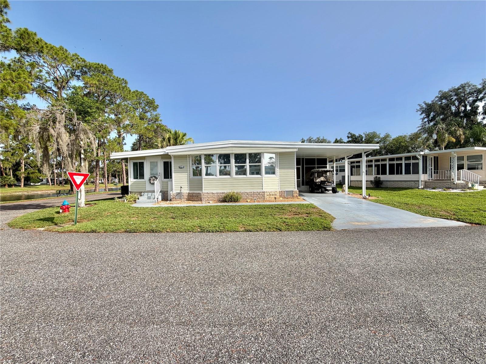 HAWTHORNE AT LEESBURG A COOP - Residential