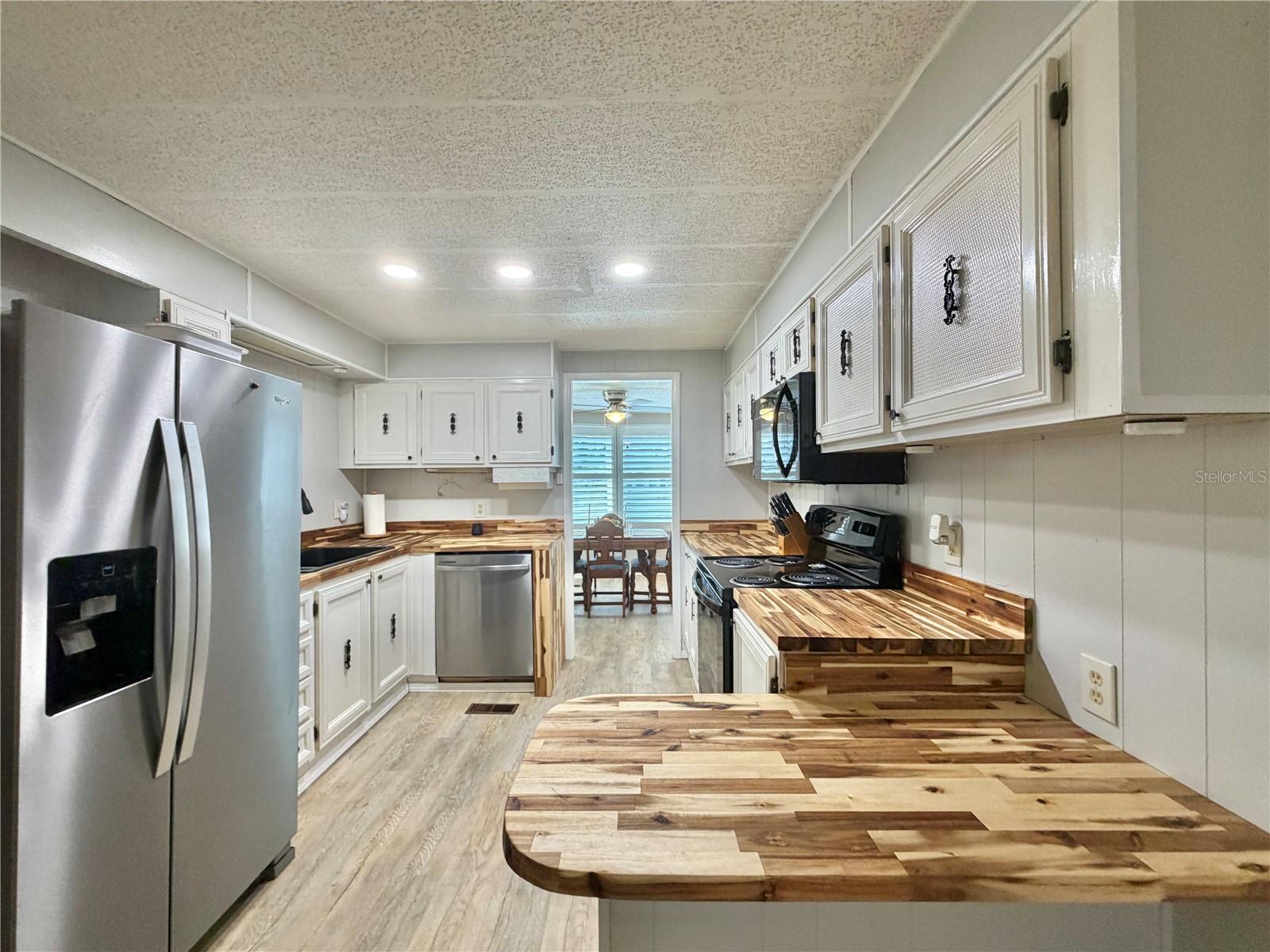 HAWTHORNE AT LEESBURG A COOP - Residential