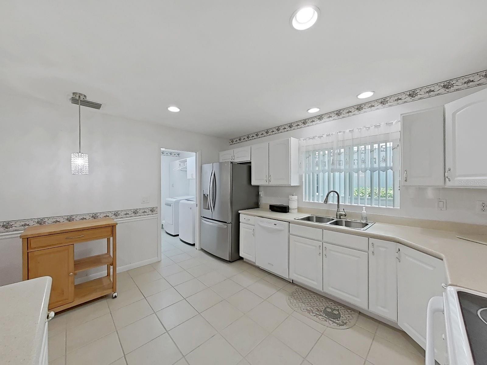 FAIRWAYS QUAIL HOLLOW PH 01 - Residential