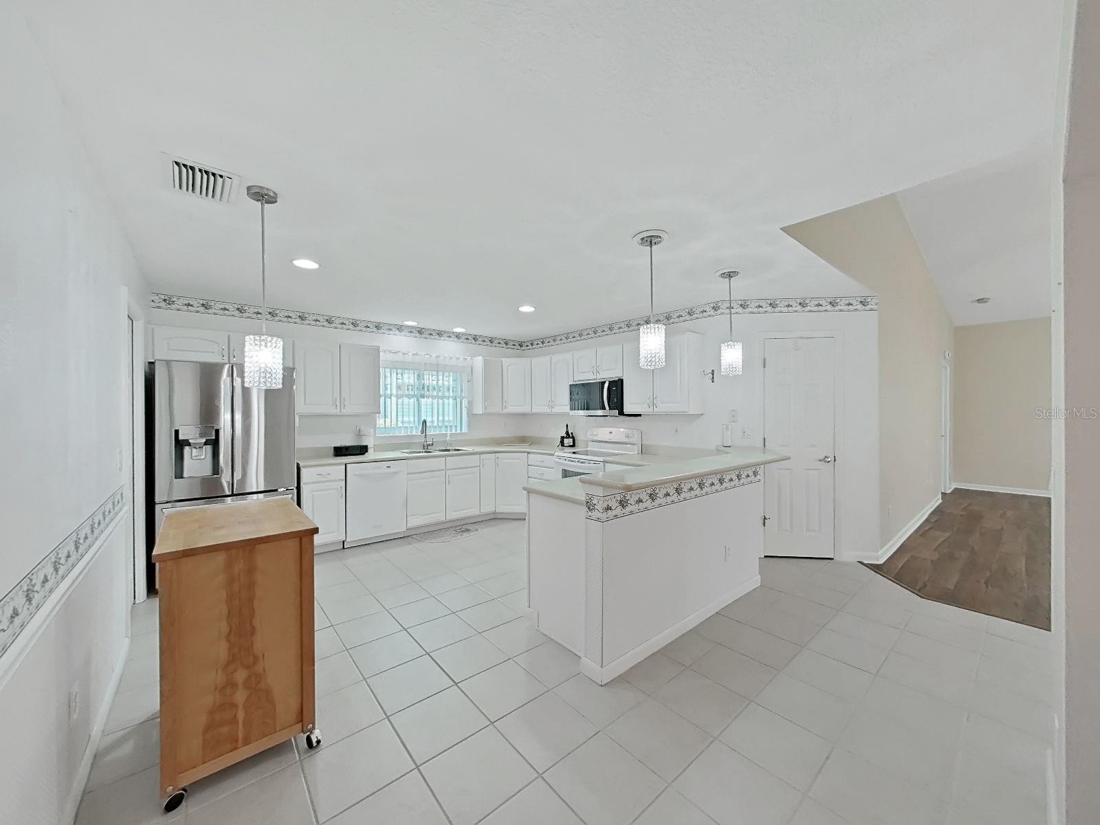 FAIRWAYS QUAIL HOLLOW PH 01 - Residential