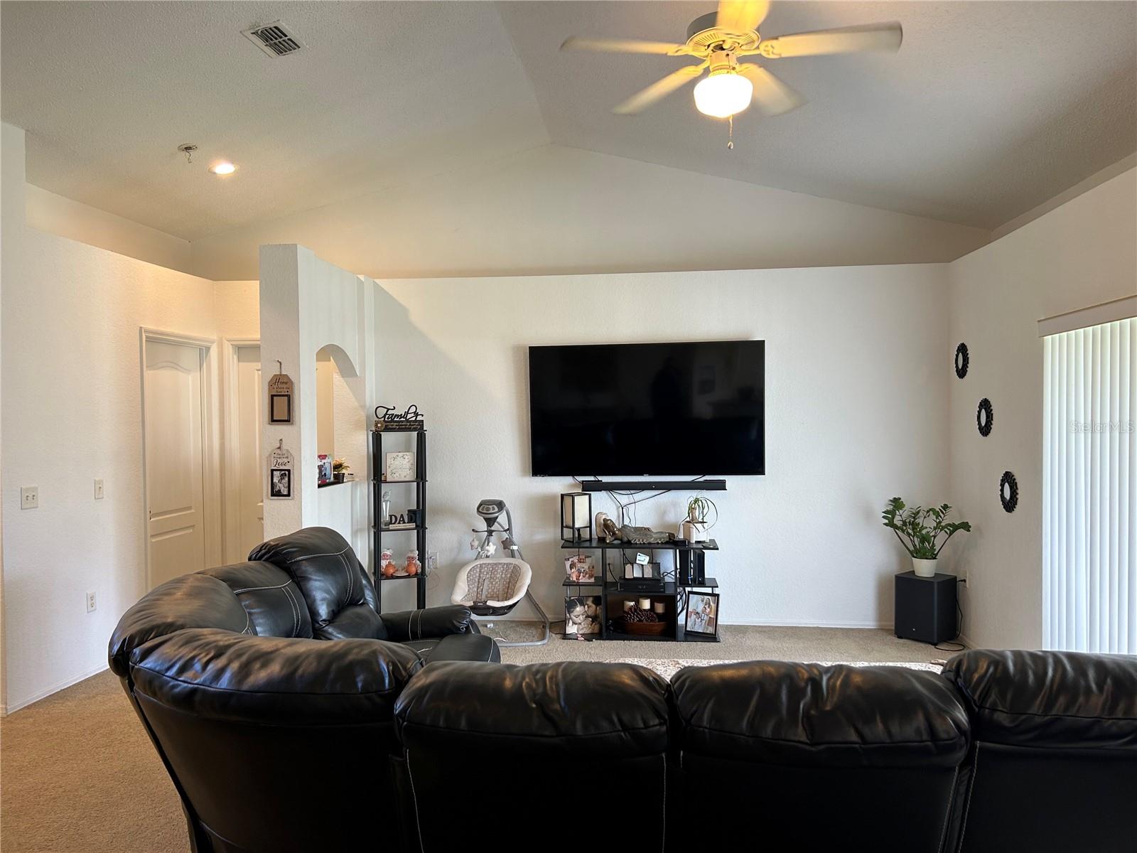 LAKE THOMAS WOODS SIXTH ADD - Residential