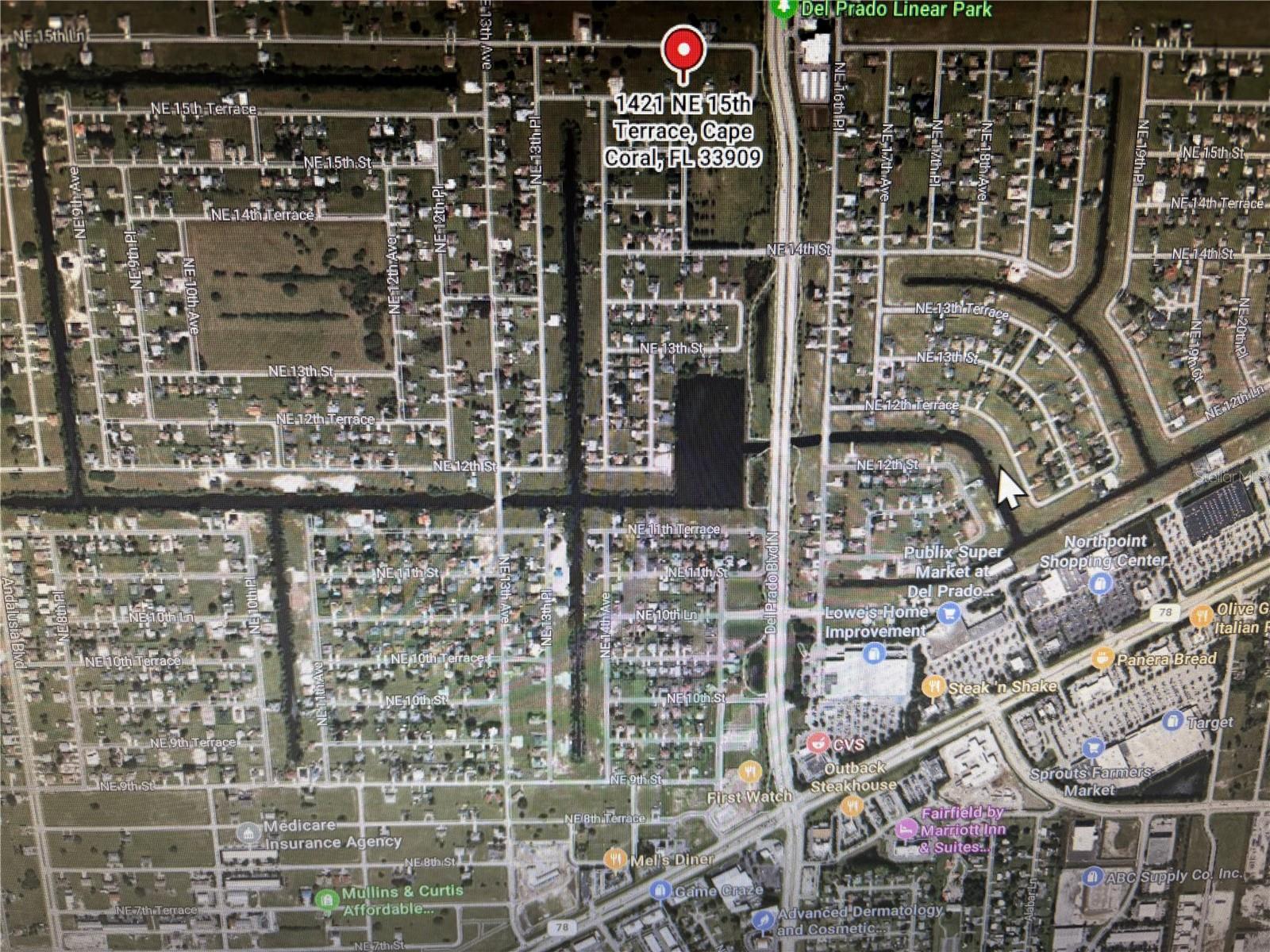 CAPE CORAL - Land