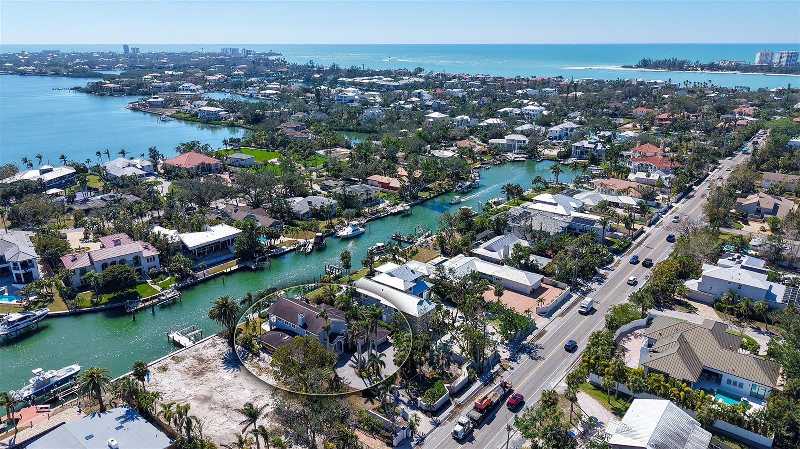 BAY ISLAND SHORES - Residential