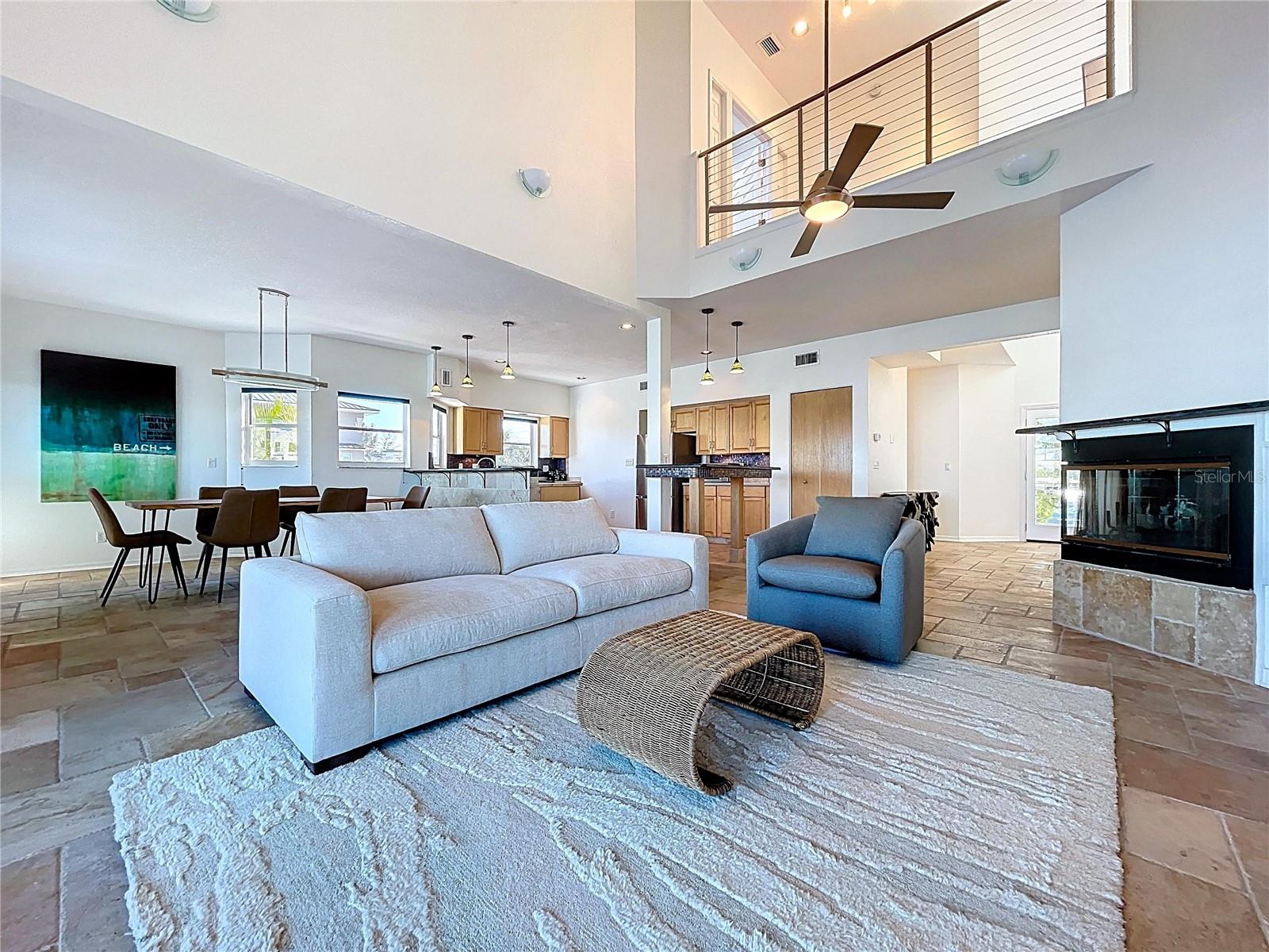 SUNSET LANDINGS - Residential