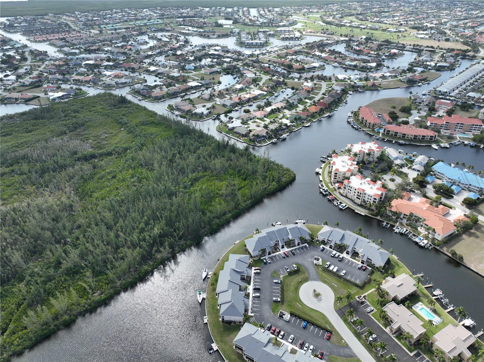 PUNTA GORDA ISLES SEC 14 - Land
