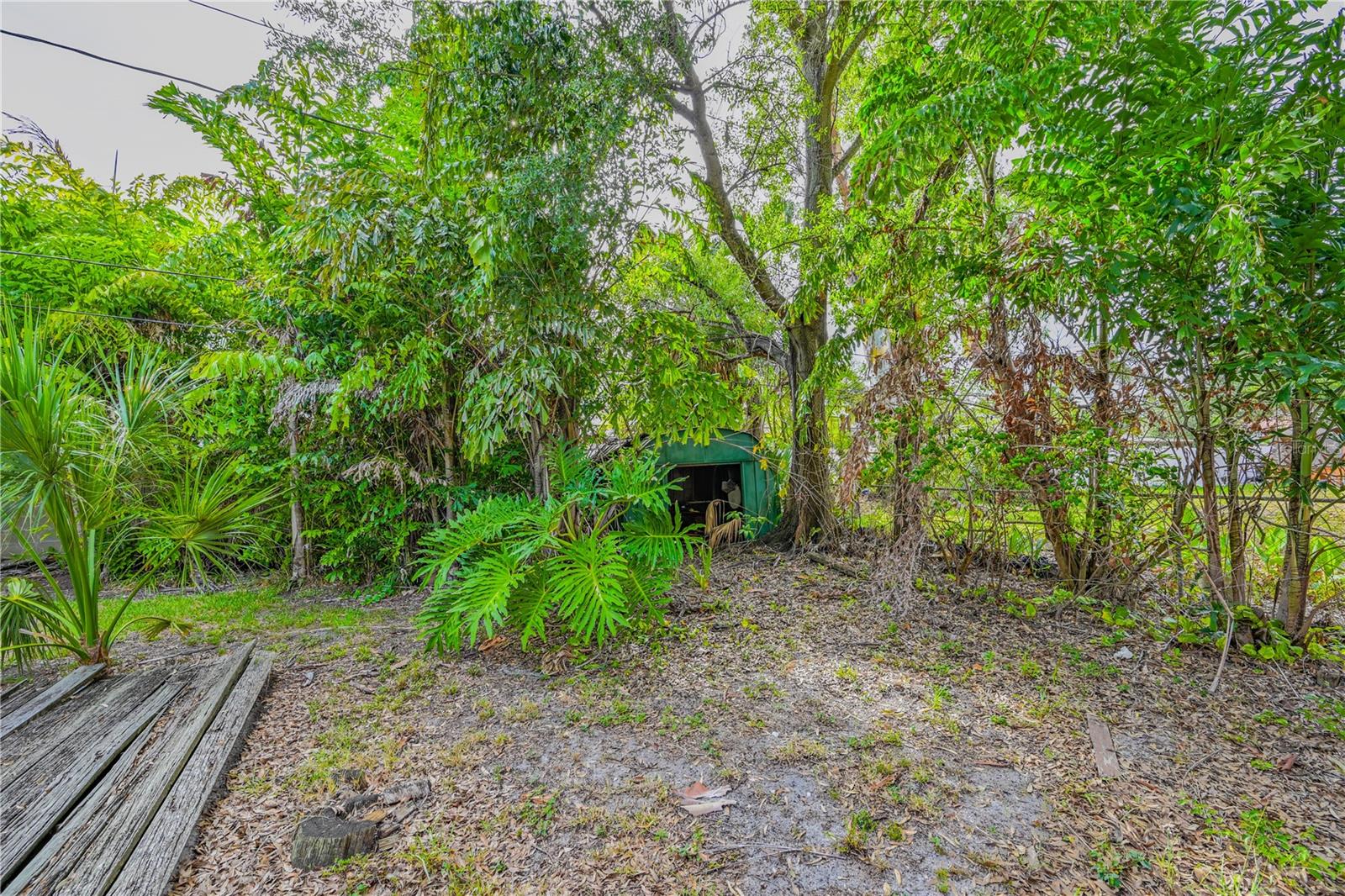 DAVIS ISLANDS PB10 PG52 TO 57 - Residential