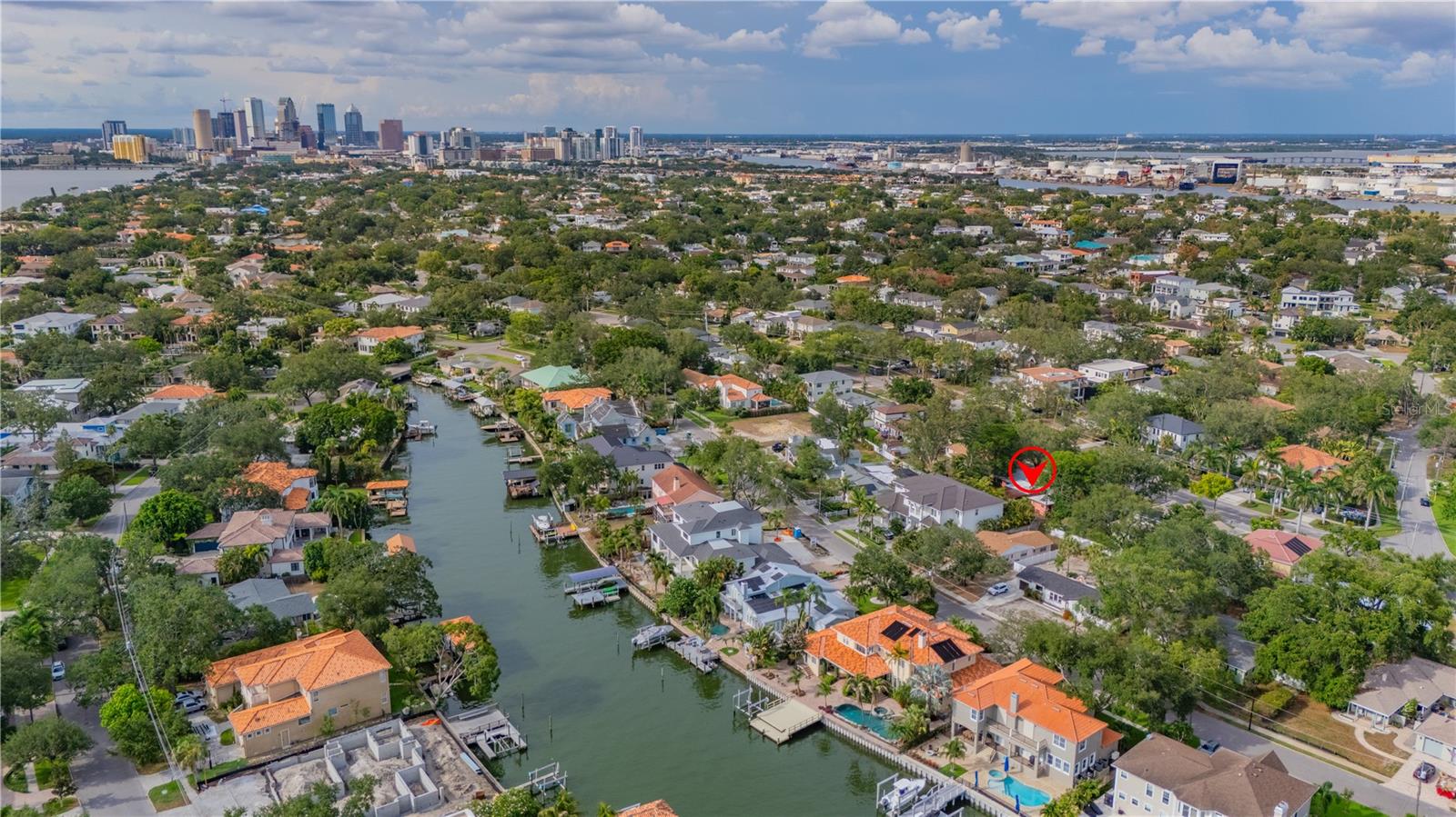 DAVIS ISLANDS PB10 PG52 TO 57 - Residential