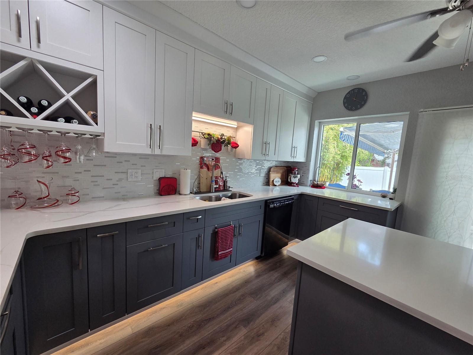 PINELLAS FARMS - Residential