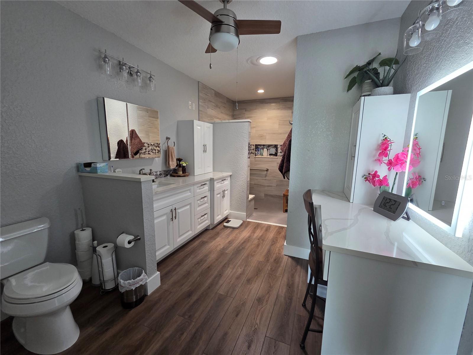 PINELLAS FARMS - Residential