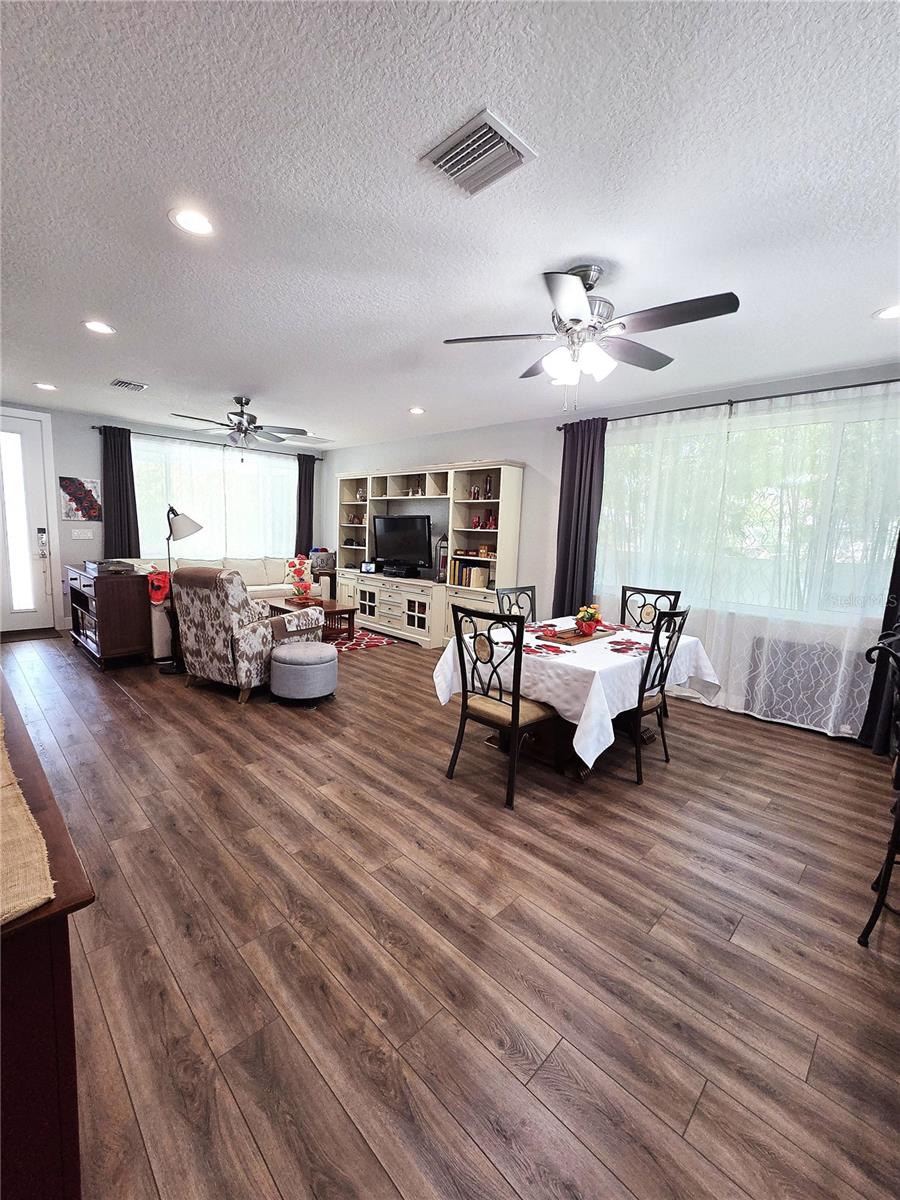 PINELLAS FARMS - Residential